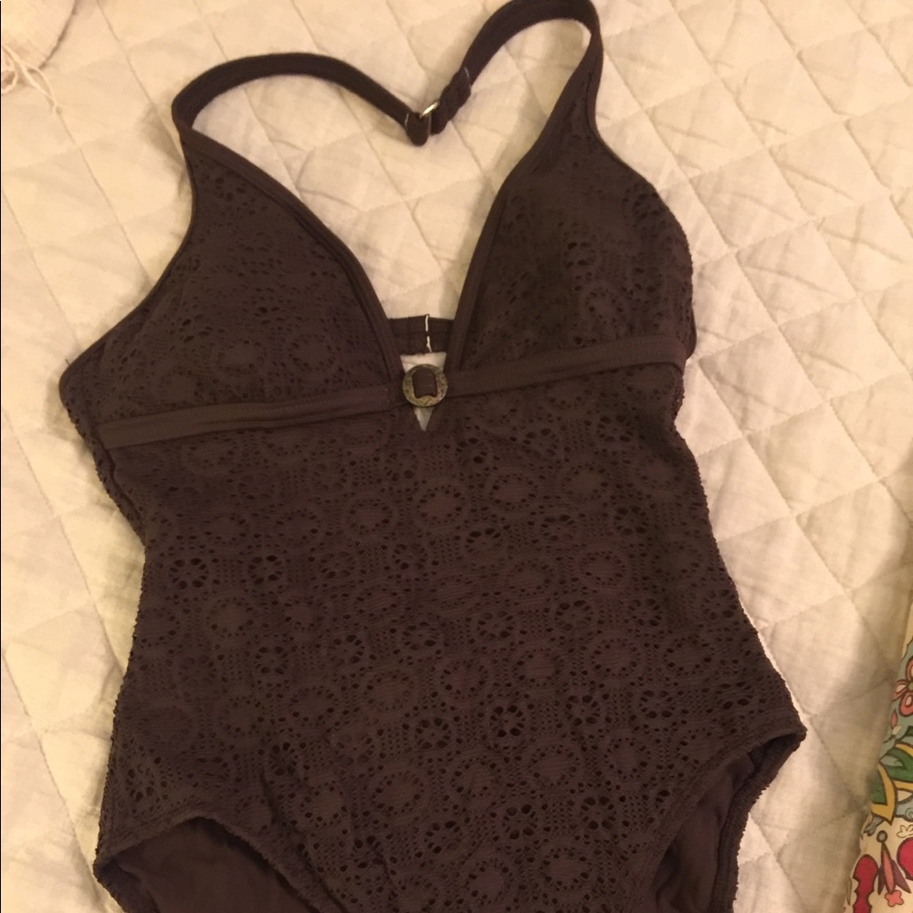 Leilani size 8 swimsuit